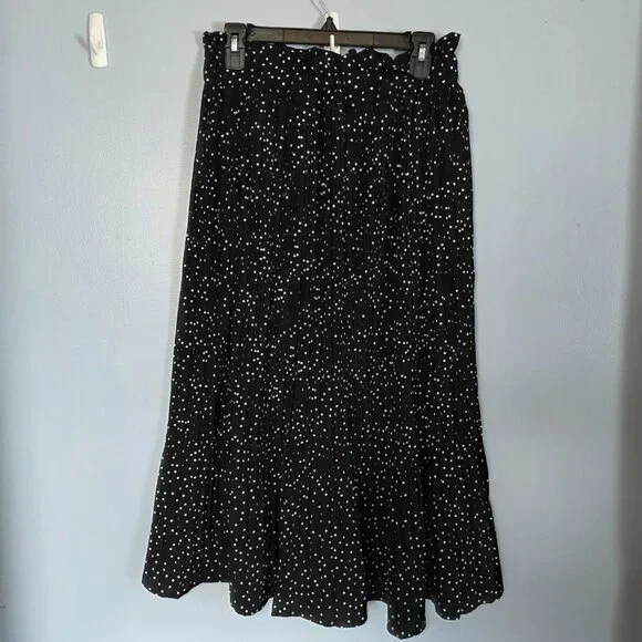 Women's Soft pleated Polka Dot Long Skirt - Picture 4 of 7